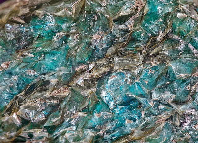 カイヤナイト合う人と合わない人の特徴は？水洗いで浄化できる？