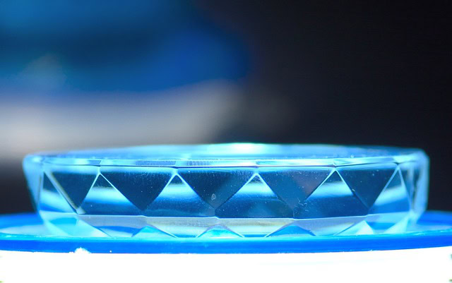 ブルートパーズのスピリチュアルな意味と効果は?浄化と取り扱い方法も紹介