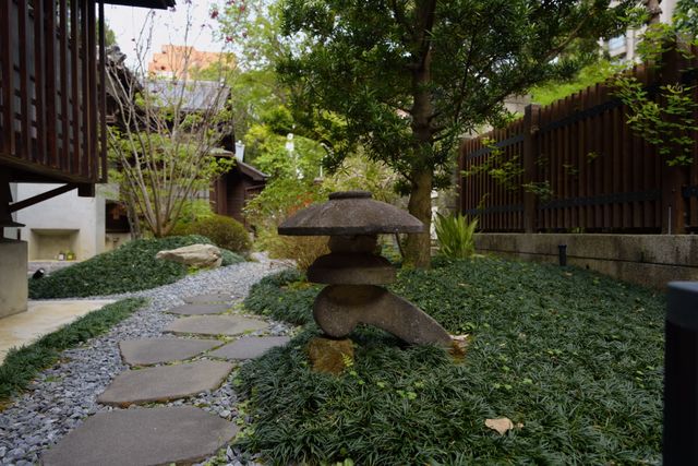 鞍馬石とは?神秘の霊石の意味・効果を解説